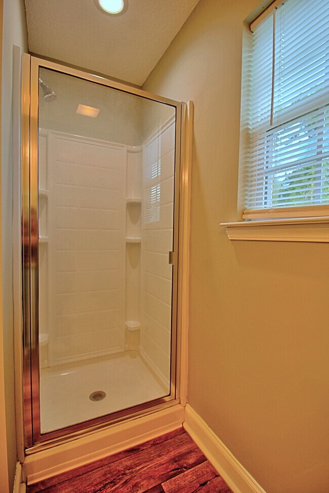 Building Photo - 1208 Cypress Fall Cir