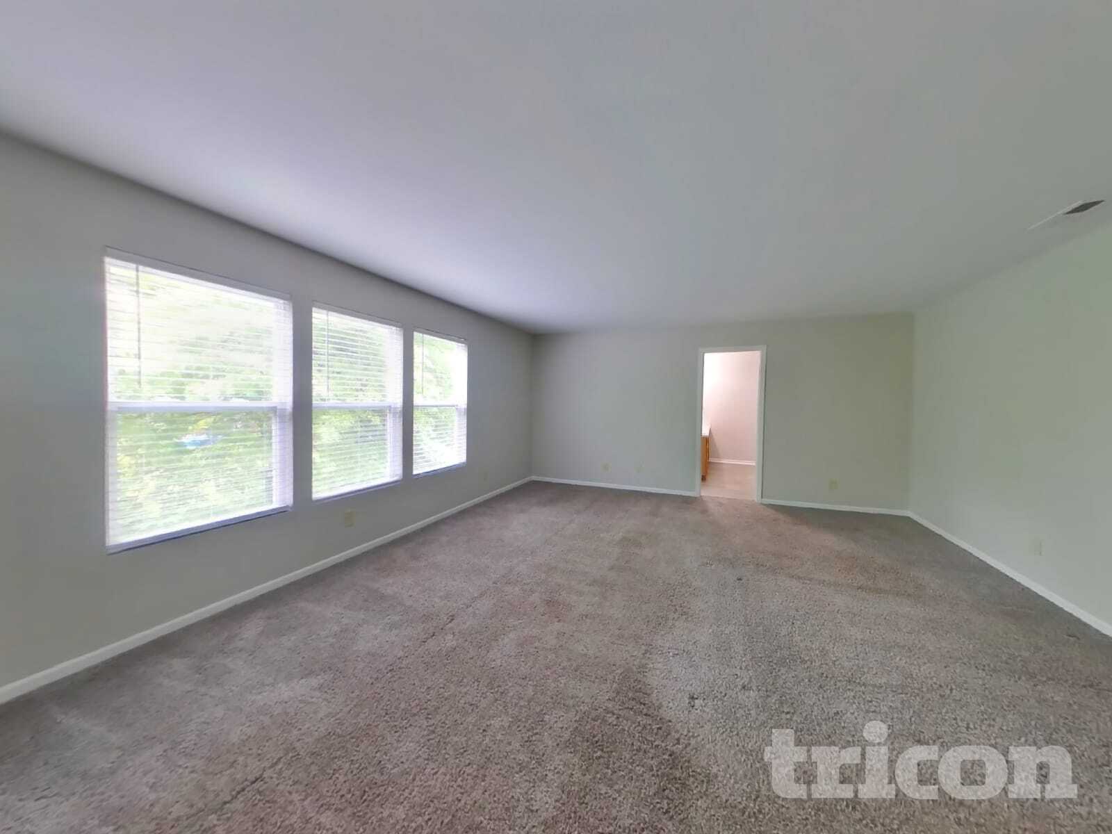 Building Photo - 1413 Bluestem Dr