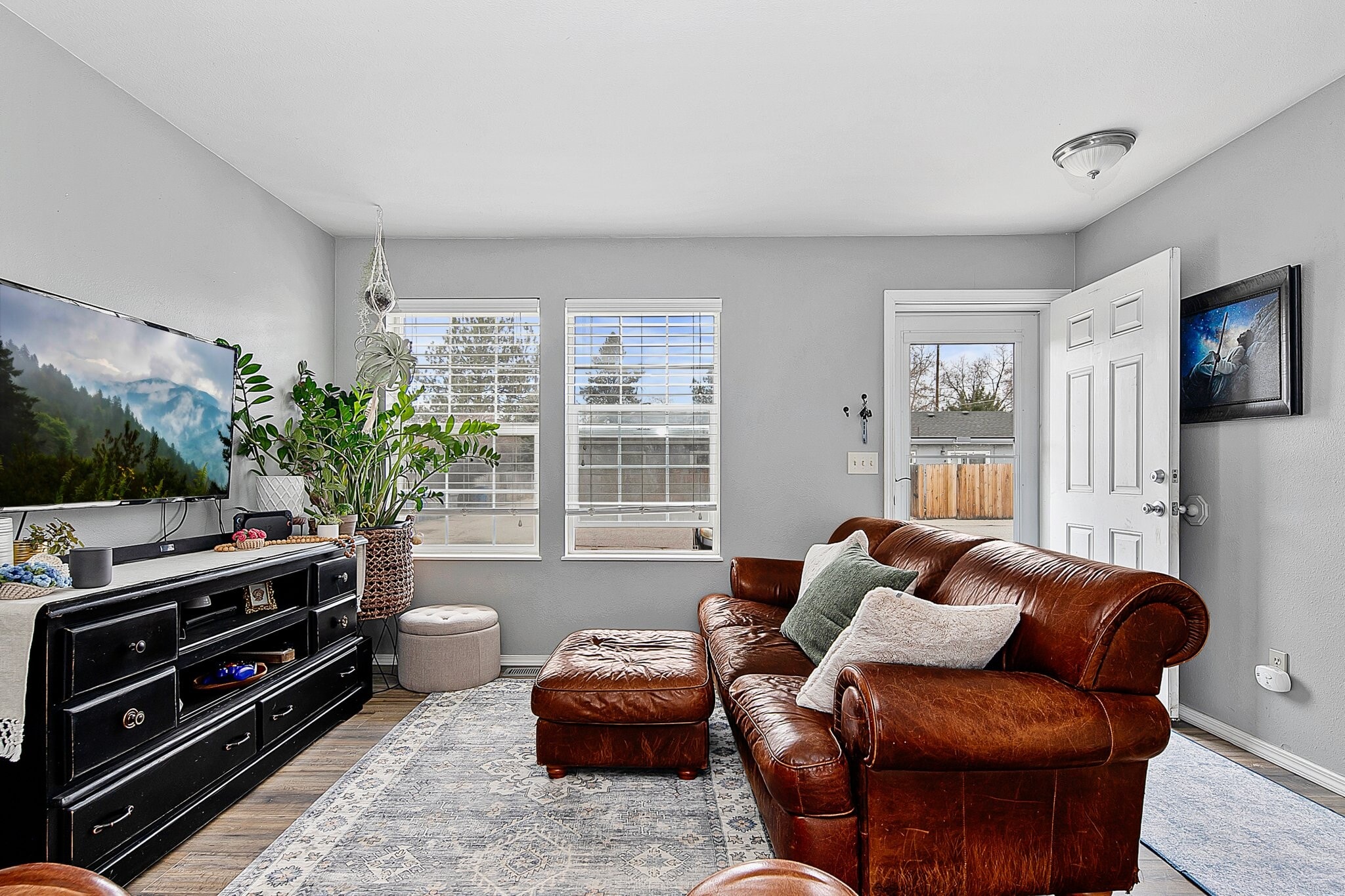 Building Photo - 3923 W Garnet St