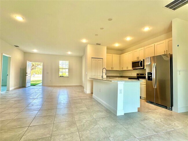 Building Photo - 10984 N G Martinelli Blvd