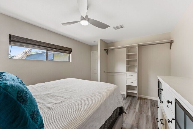 Building Photo - Charming 2-Bed Home with Garage, Fenced Yard & Private Patio in San Antonio – $1,350/mo