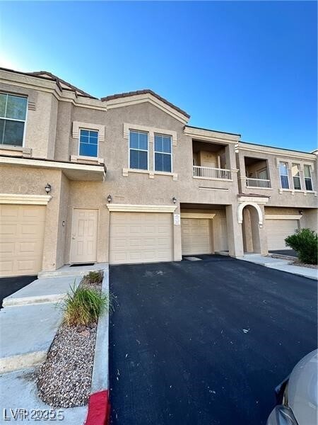 Building Photo - 10550 W Alexander Rd