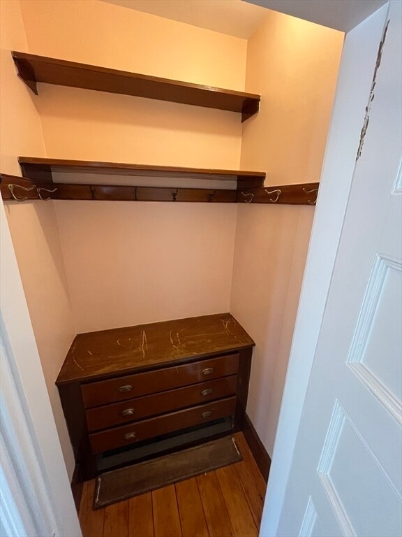 Building Photo - 71 Cherry St