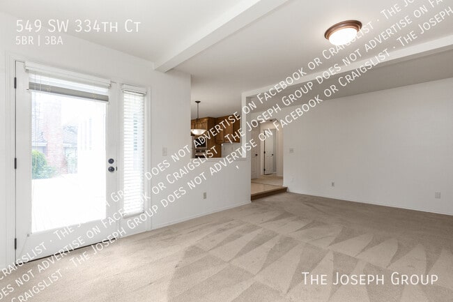 Building Photo - 549 SW 334th Ct