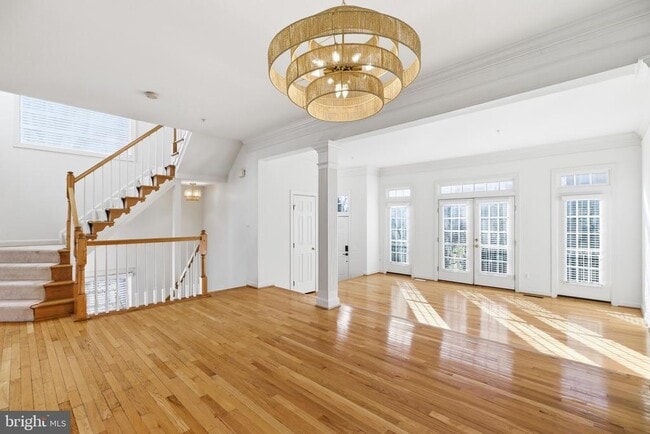 Building Photo - 1817 Fallbrook Ln