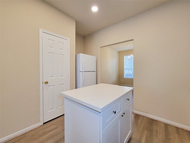 Building Photo - 19338 Harvest Stream Way