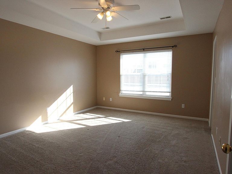 Building Photo - 502 Cheetah Dr