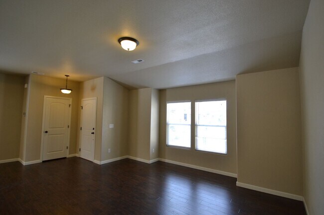 Building Photo - 6548 Pennywhistle Point