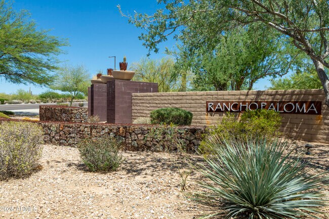 Building Photo - 5156 E Desert Vista Trail