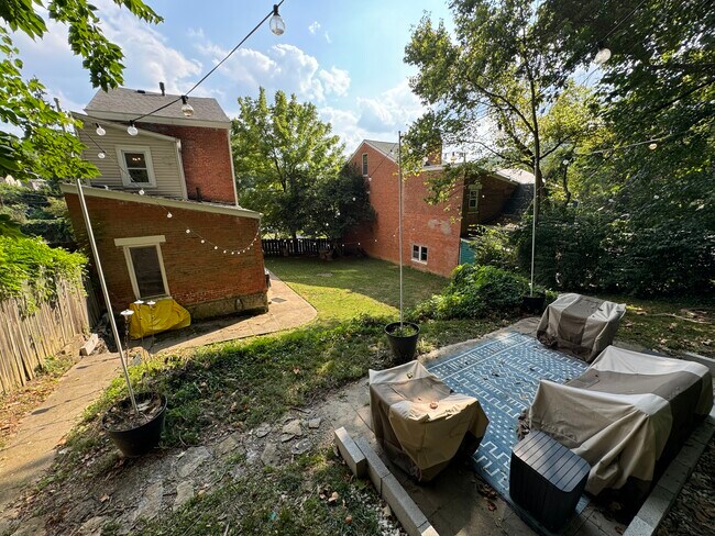 Building Photo - 1634 Otte Ave