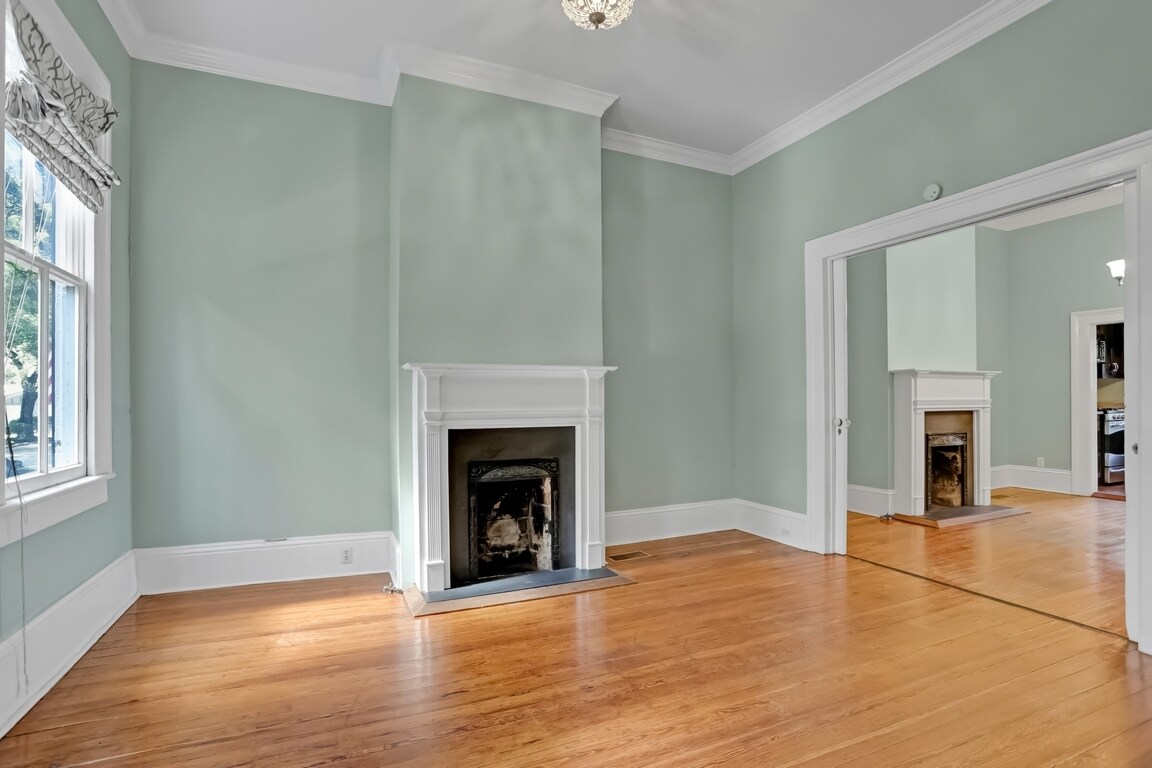 Building Photo - 403 Tattnall St