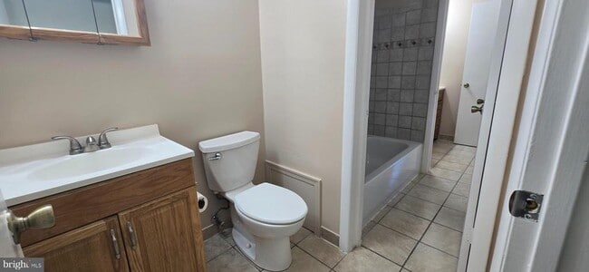 Building Photo - 8883 Rusland Ct