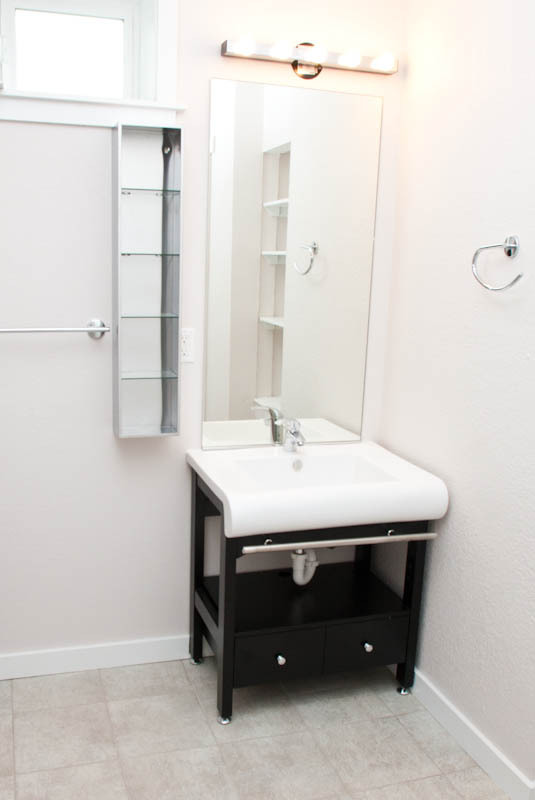 Bathroom 2 - 1425 E Yesler Way