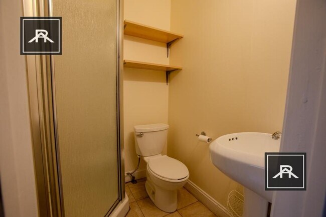 Building Photo - 2 bedroom in Brookline MA 02446