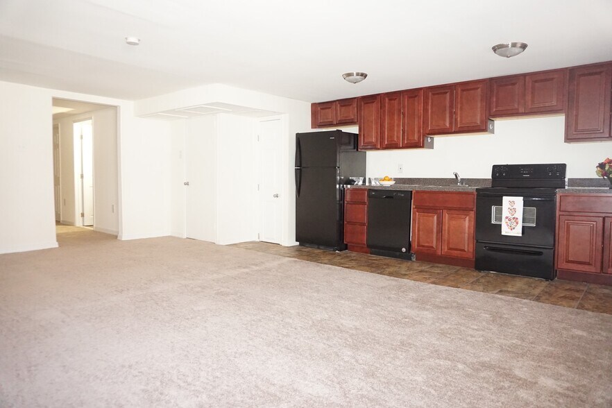 Patricia Court 111 N Lansdowne Ave Lansdowne PA 19050 Apartment Finder