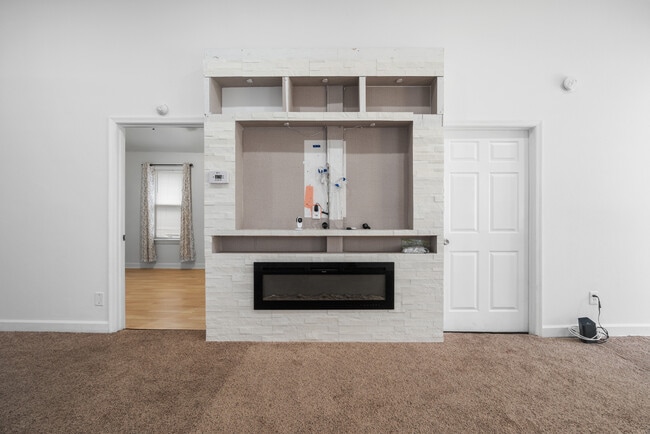 Building Photo - 3216 Marne Ave