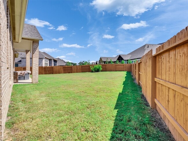 Building Photo - 5422 Farm Hill Way