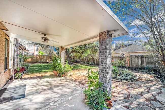 Building Photo - 23207 Willow Pond Pl