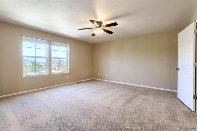Building Photo - Gorgeous 4 bedroom in the highly sought af...