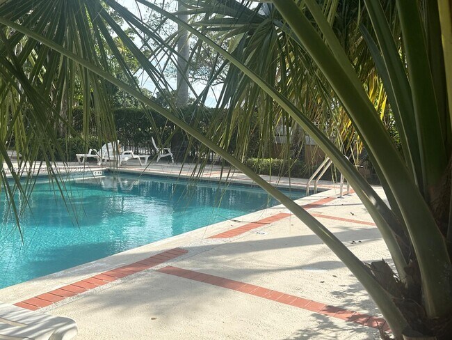 Building Photo - 14345 SW 57th Ln