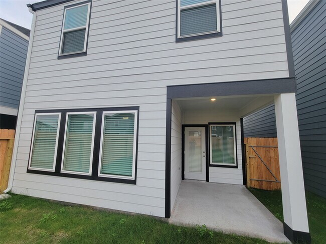 Building Photo - 2819 Milton Ldg Ln