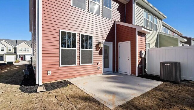 Building Photo - 222 Keaton Ct