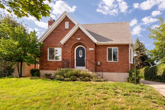 Building Photo - 1639 E 900 S
