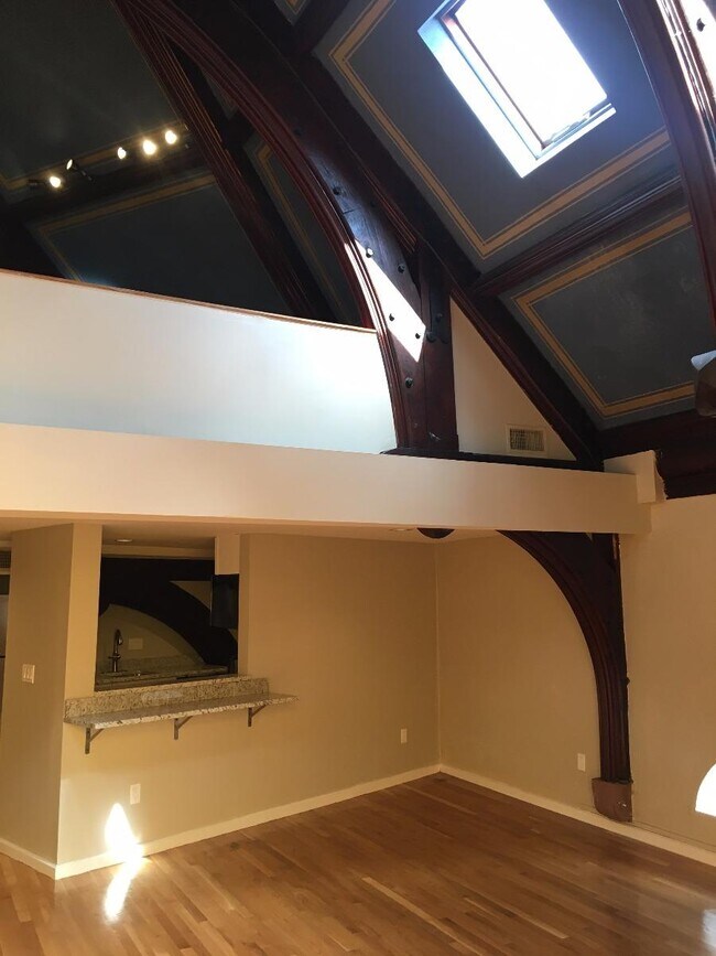 Building Photo - 2.0 bedroom in Somerville Massachusetts 02143