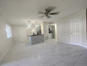 Building Photo - 2252 Shadowdale Dr