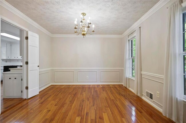 Building Photo - 3658 Chestnut Ridge Ct