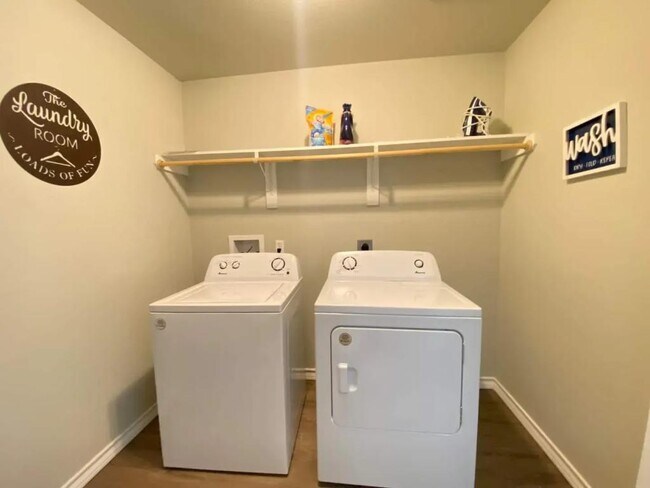 Building Photo - 4212 Hwy 35 S