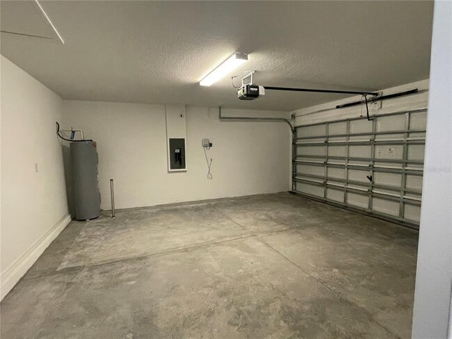 Building Photo - 36544 Smithfield Ln