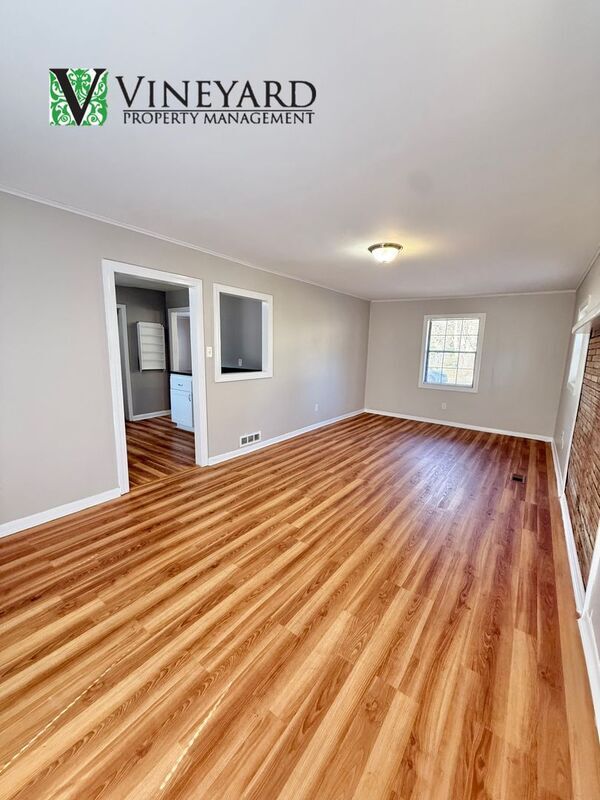 Building Photo - 50 Peachtree Cir SE