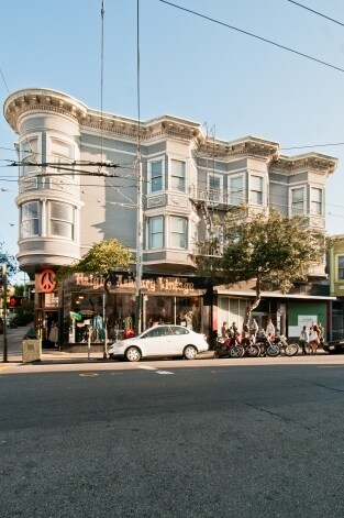 Building Photo - 609 ASHBURY Apartments