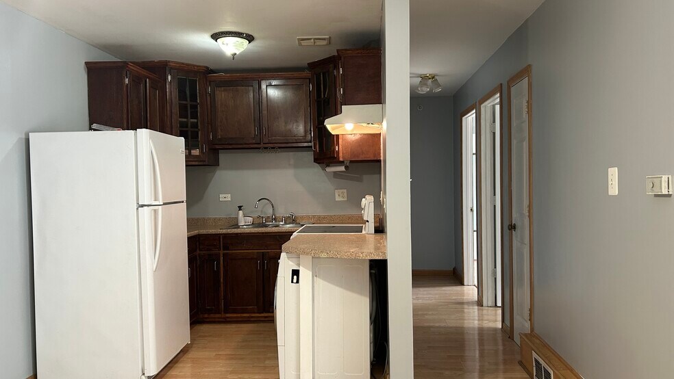 Building Photo - 10275 86th Terrace