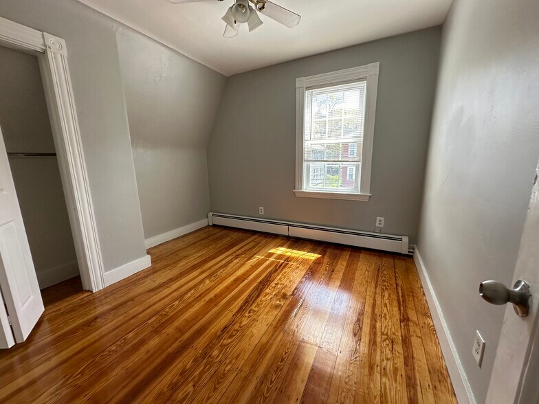 Building Photo - 135 Nonantum St