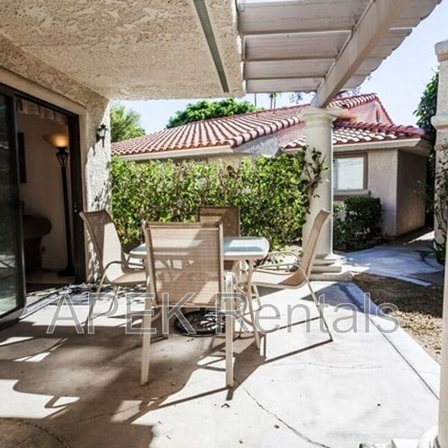 Building Photo - 2001 E Camino Parocela