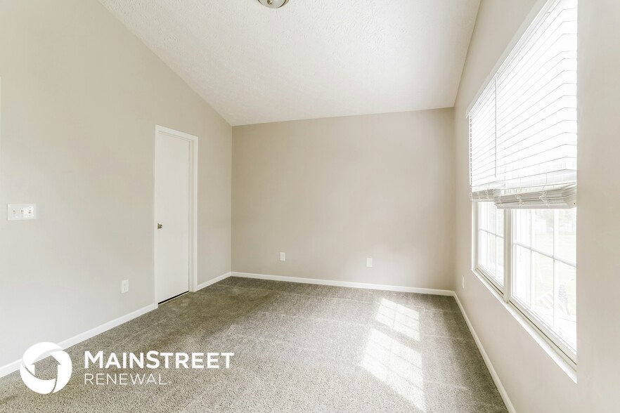 Building Photo - 3611 Bill of Rights Square