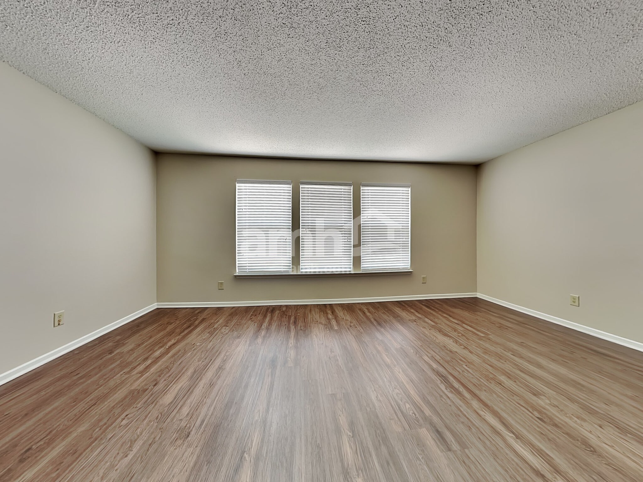 Building Photo - 10460 Buckshire Ln