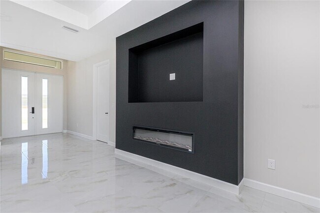 Building Photo - 242 Brig Cir W