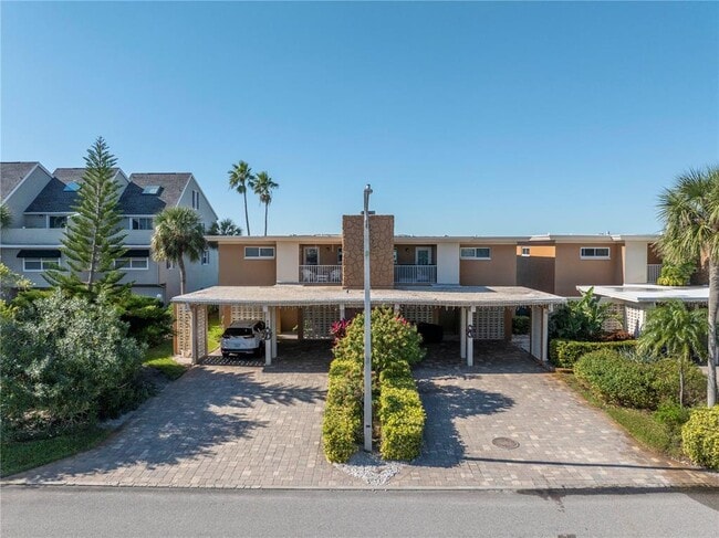 Building Photo - 800 Madonna Blvd