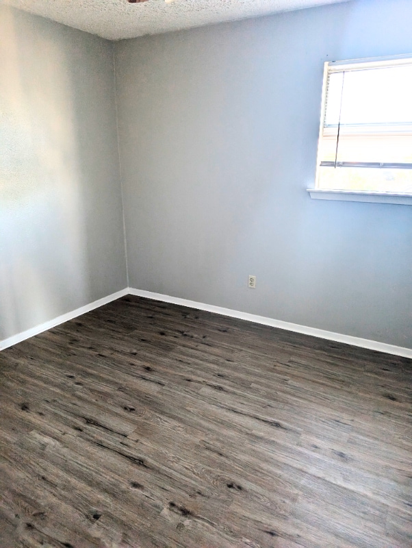 Building Photo - 505 N Main St