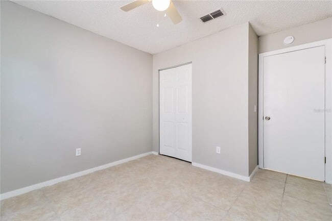 Building Photo - 3217 Timberline Rd