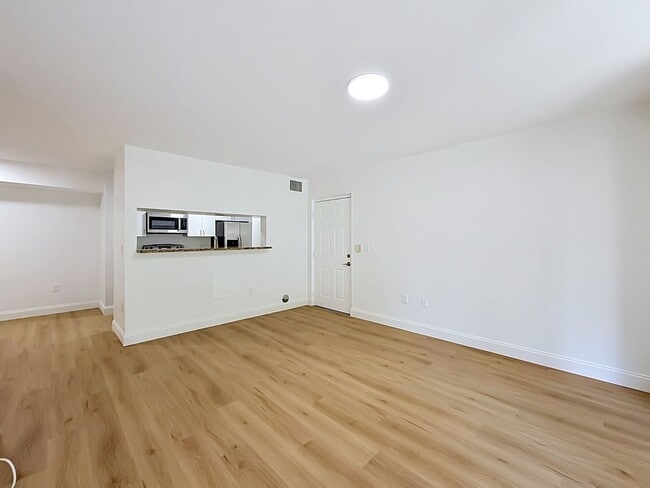 Building Photo - Super Cozy 2 bedroom in Desirable Neighborhood in coconut creek