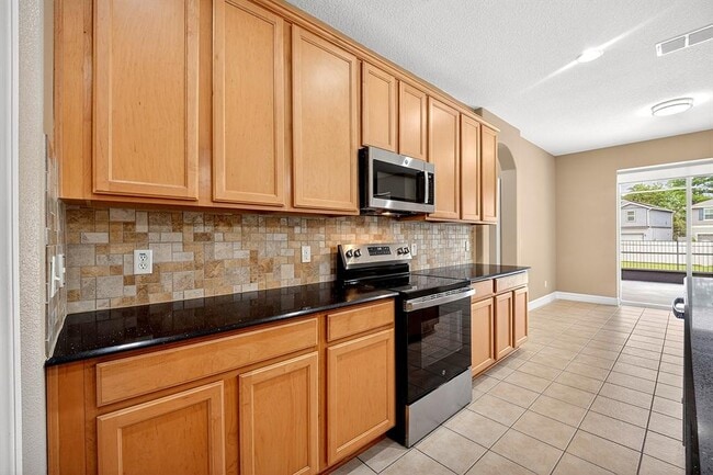 Building Photo - 1374 Lexington Ave