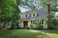 Building Photo - 924 Maurice Ave