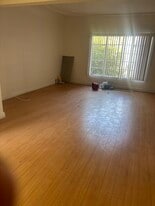 living room - 1809 W 39th Pl