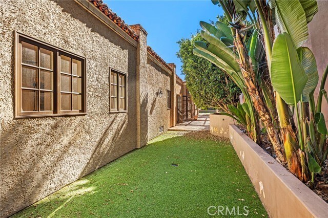 Building Photo - 1316 Beverly Grove Pl