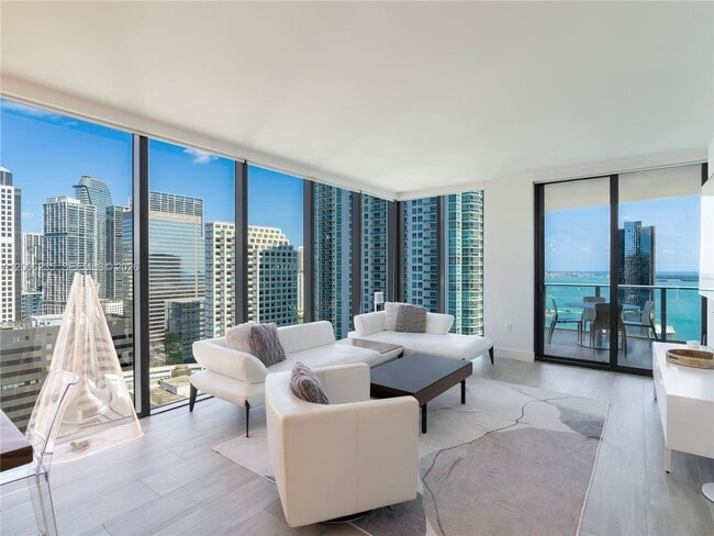 Building Photo - 1010 Brickell Ave
