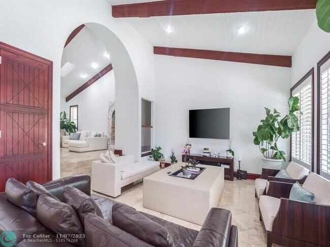 Building Photo - 441 Ridge Rd